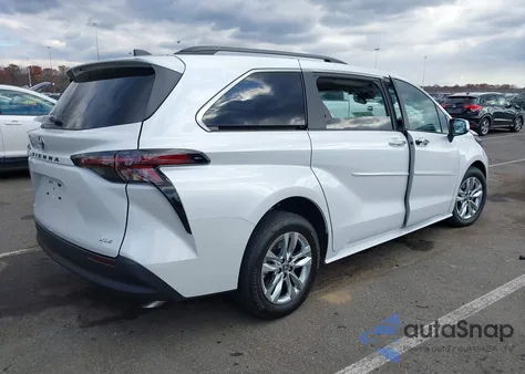 2025 Toyota Sienna Xle from USA, damaged, VIN 5TDJSKFC0SS211050